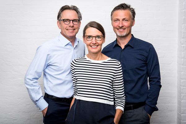 Die Geschäftsführenden Gesellschafter von ST raum a. Gesellschaft von Landschaftsarchitekten mbH aus Berlin (v.l.n.r.): Dipl.-Ing. Stefan Jäckel, Dipl.-Ing. Katrin Klingberg, Dipl.-Ing. Tobias Micke