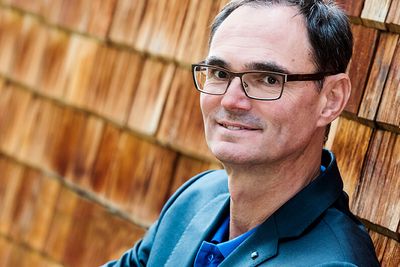 Prof. Dr.-Ing. Dipl.-Kfm. Thomas Benz